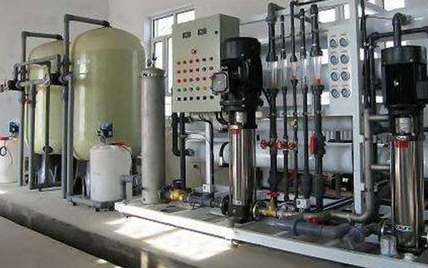 反滲透供水設(shè)備