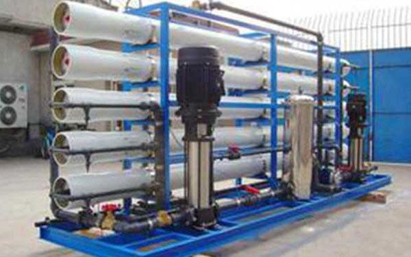 反滲透供水設(shè)備