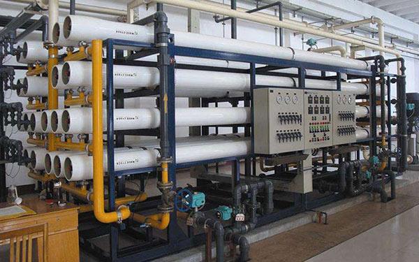 反滲透供水設(shè)備